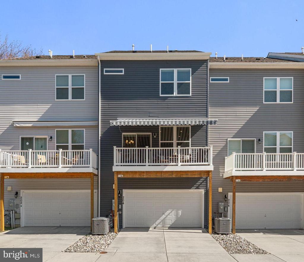 204 BETHEL ALLEY