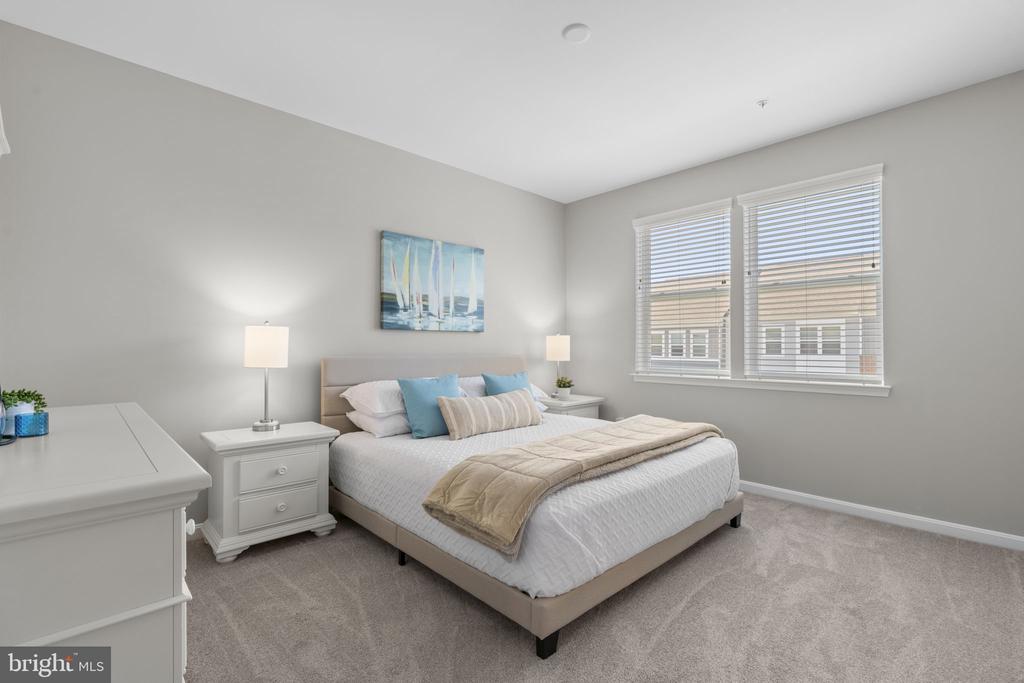 204 BETHEL ALLEY