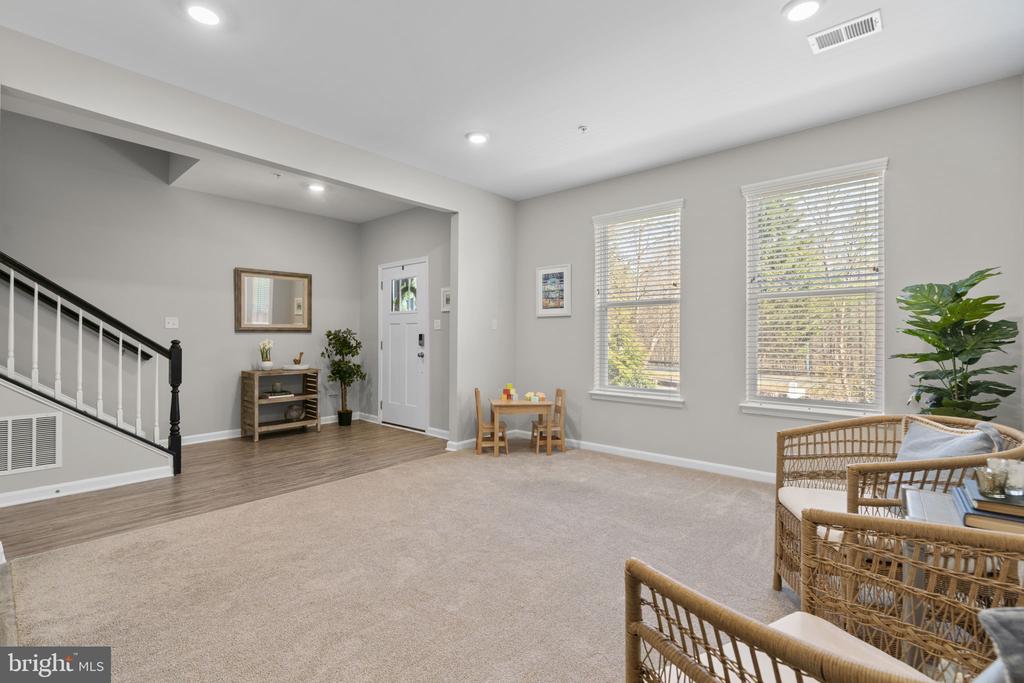 204 BETHEL ALLEY