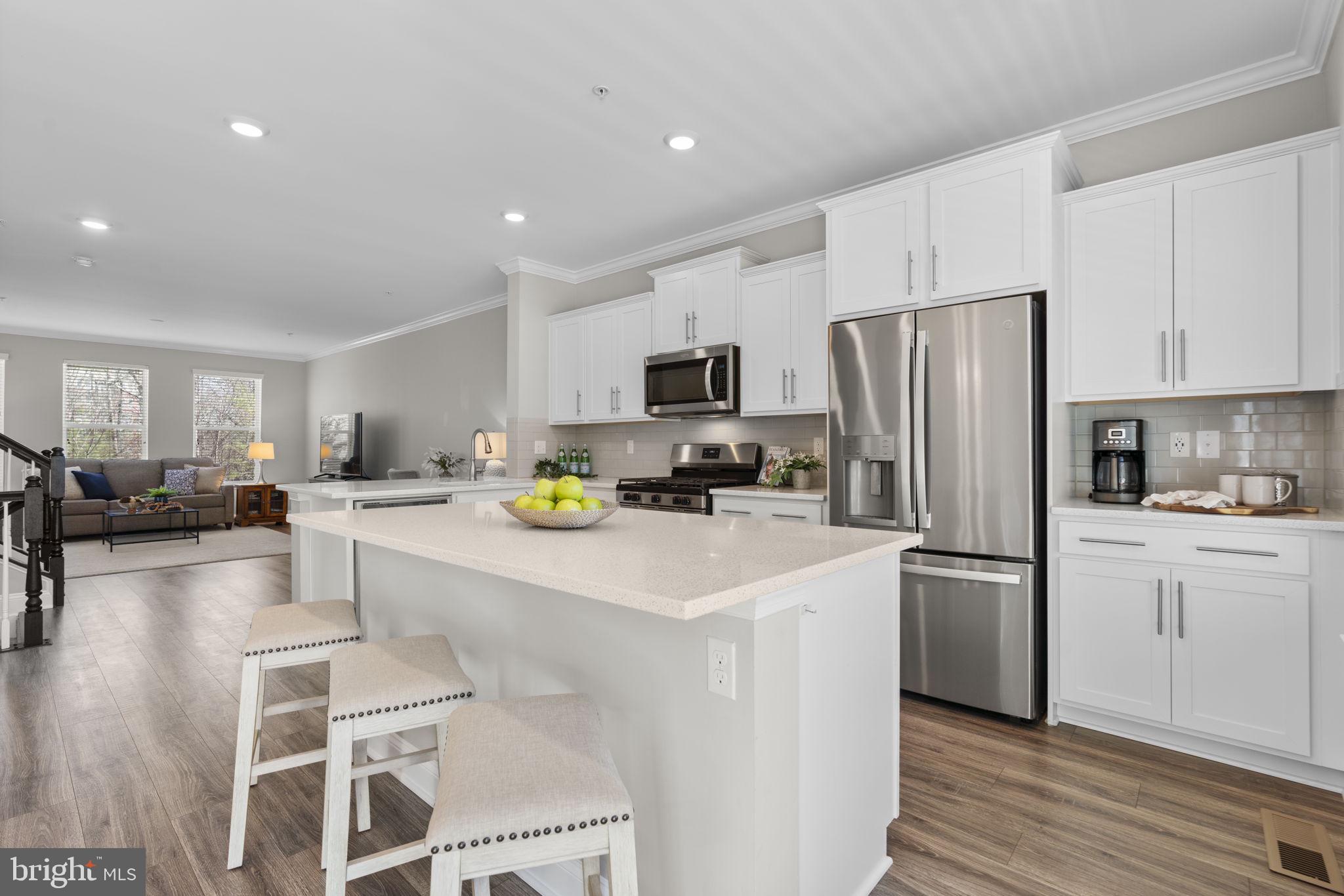 204 BETHEL ALLEY