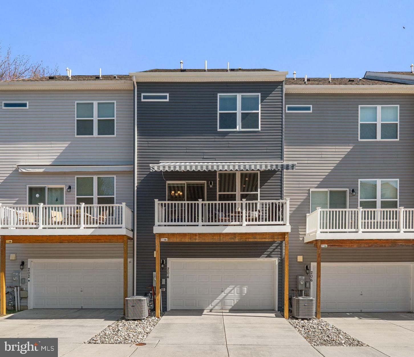204 BETHEL ALLEY