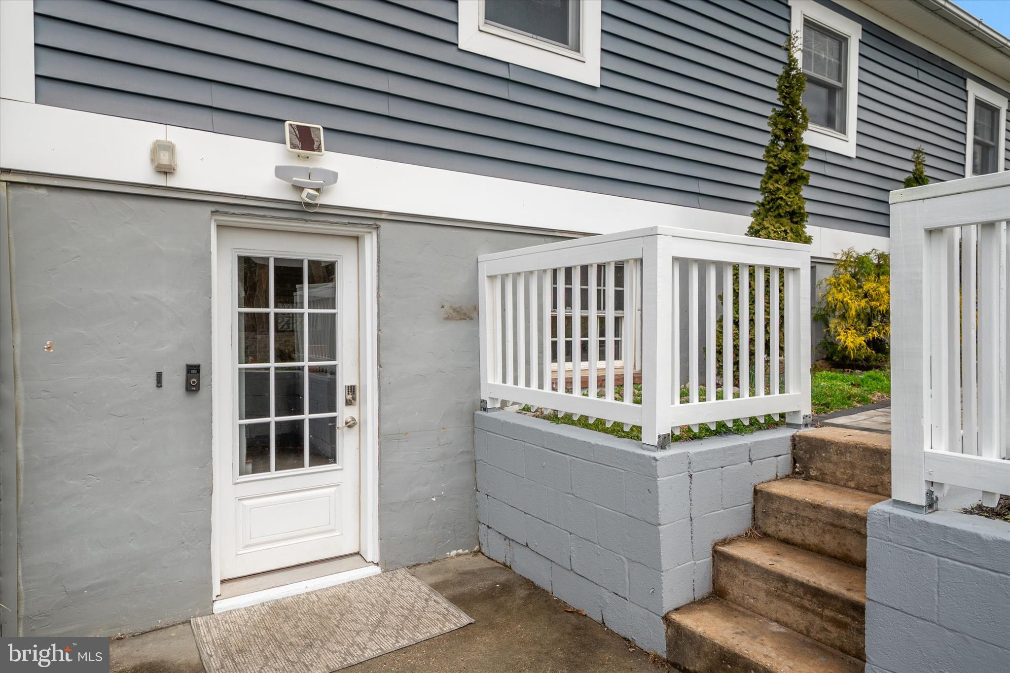 306 RIVERSIDE DRIVE