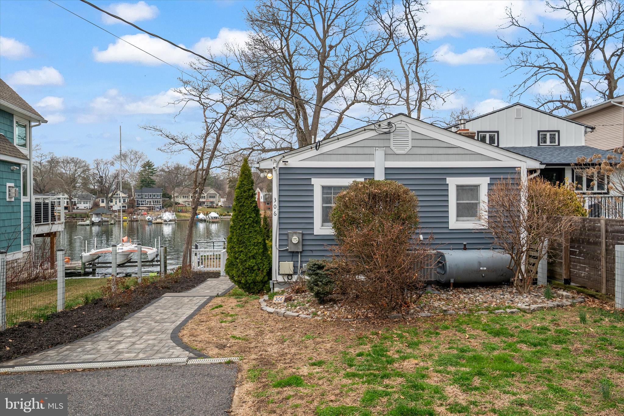 306 RIVERSIDE DRIVE