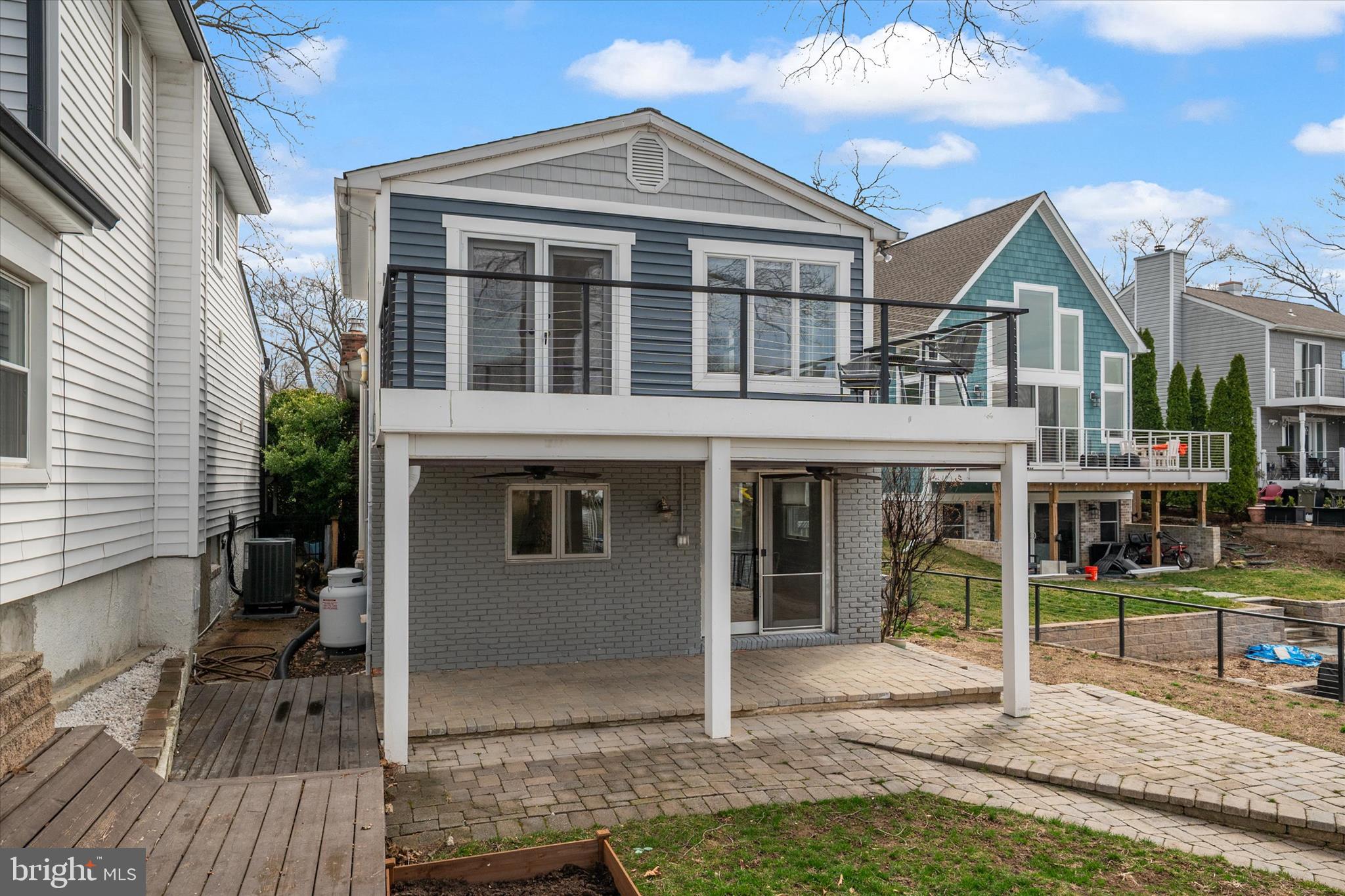 306 RIVERSIDE DRIVE