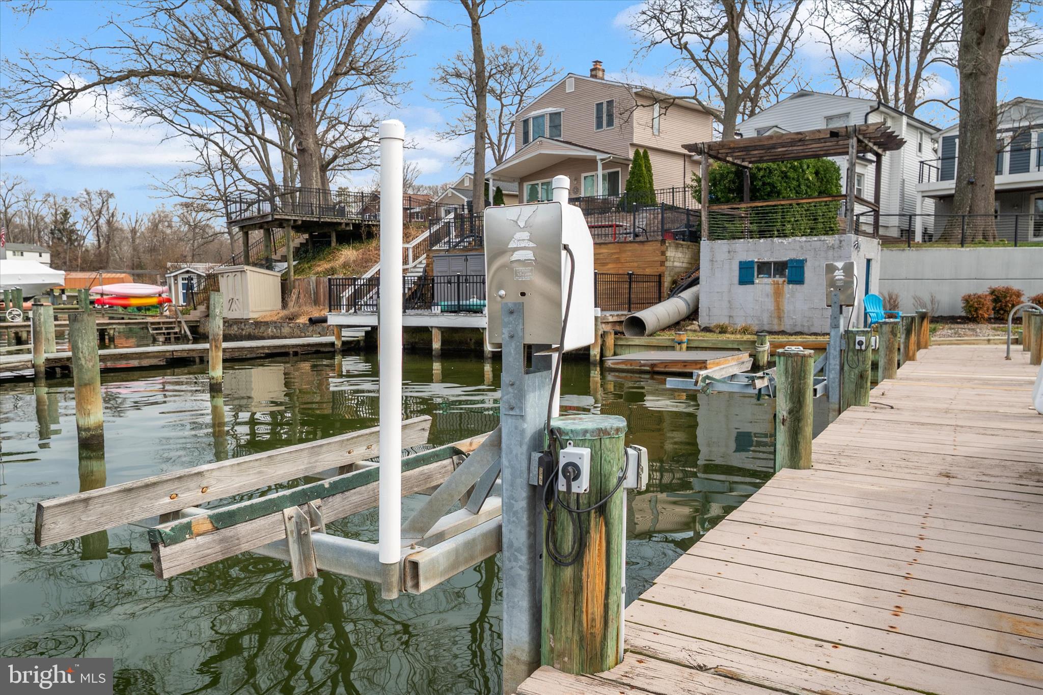 306 RIVERSIDE DRIVE