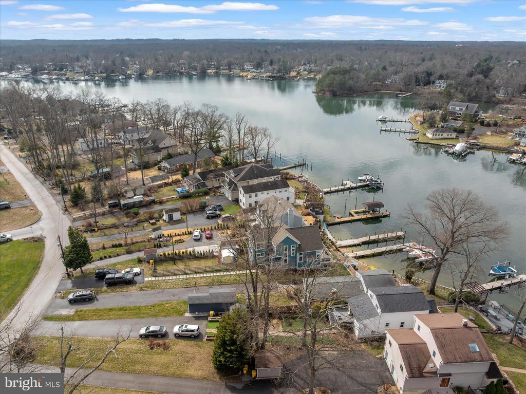 306 RIVERSIDE DRIVE