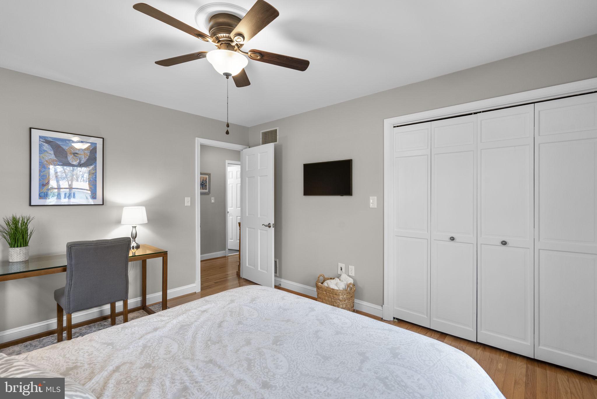 545 DEVONSHIRE COURT