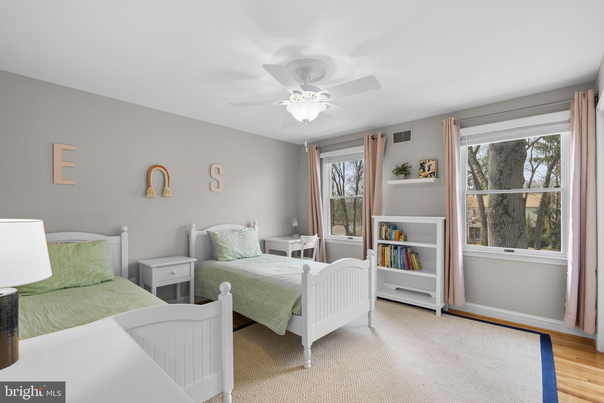 545 DEVONSHIRE COURT