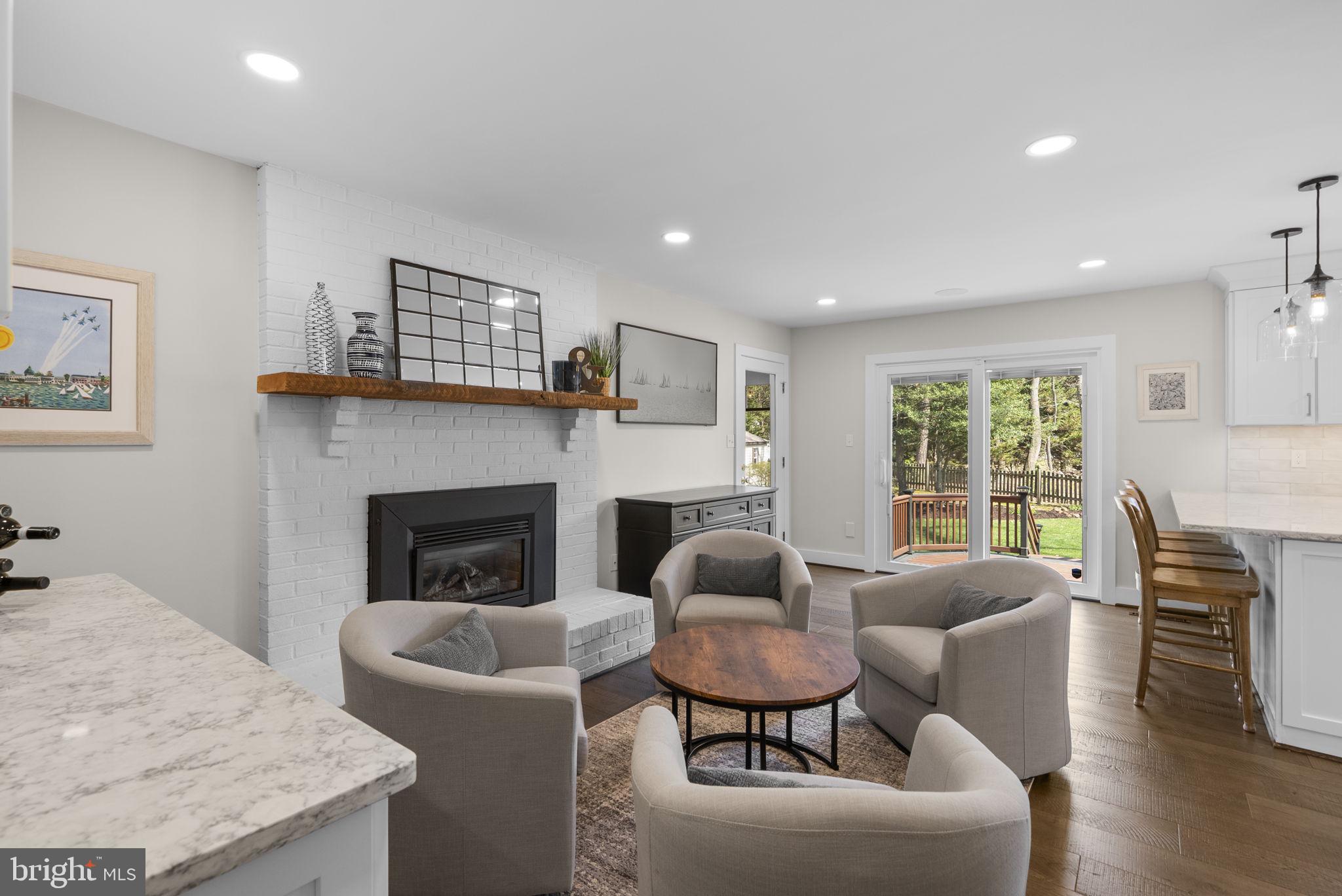 545 DEVONSHIRE COURT