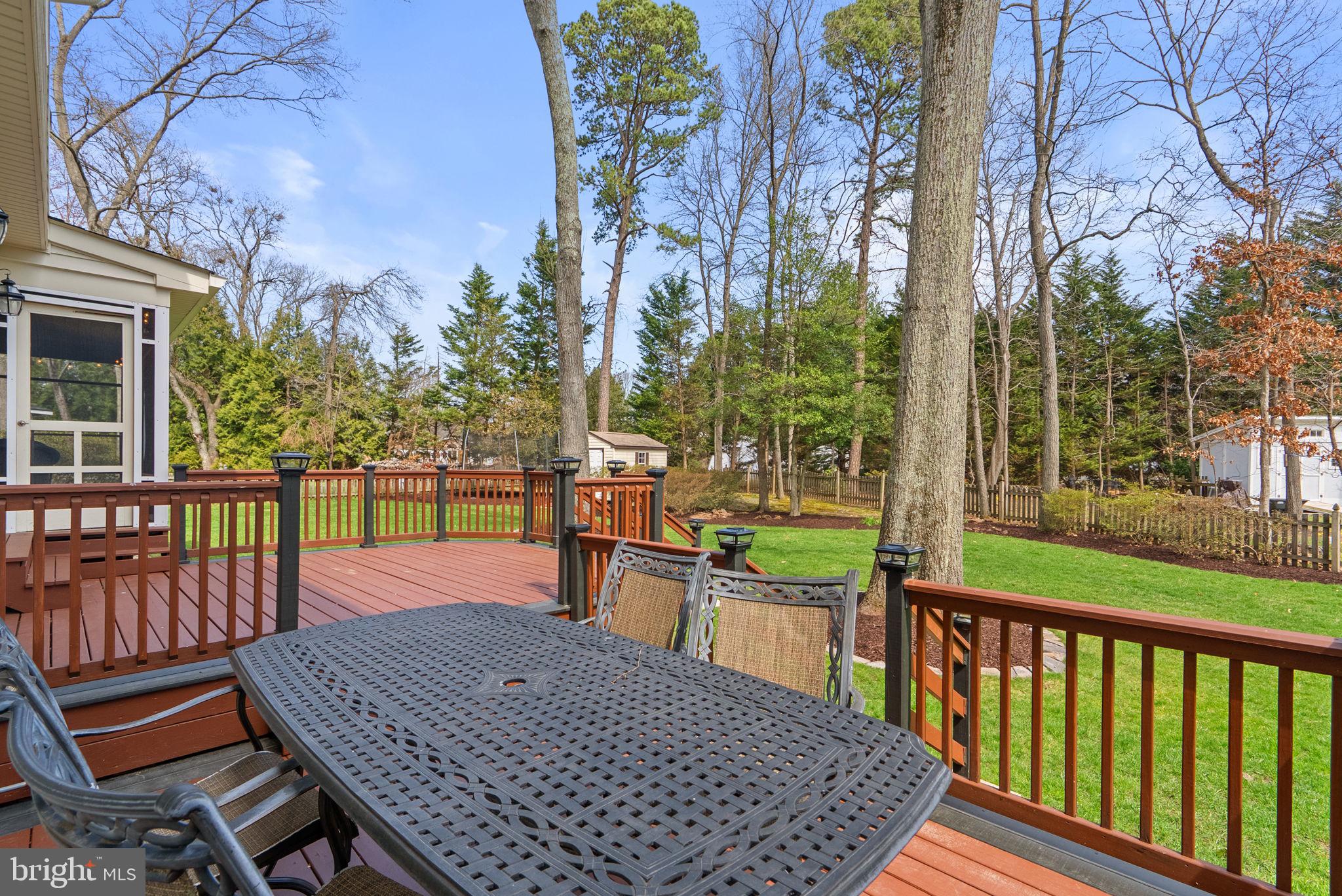 545 DEVONSHIRE COURT