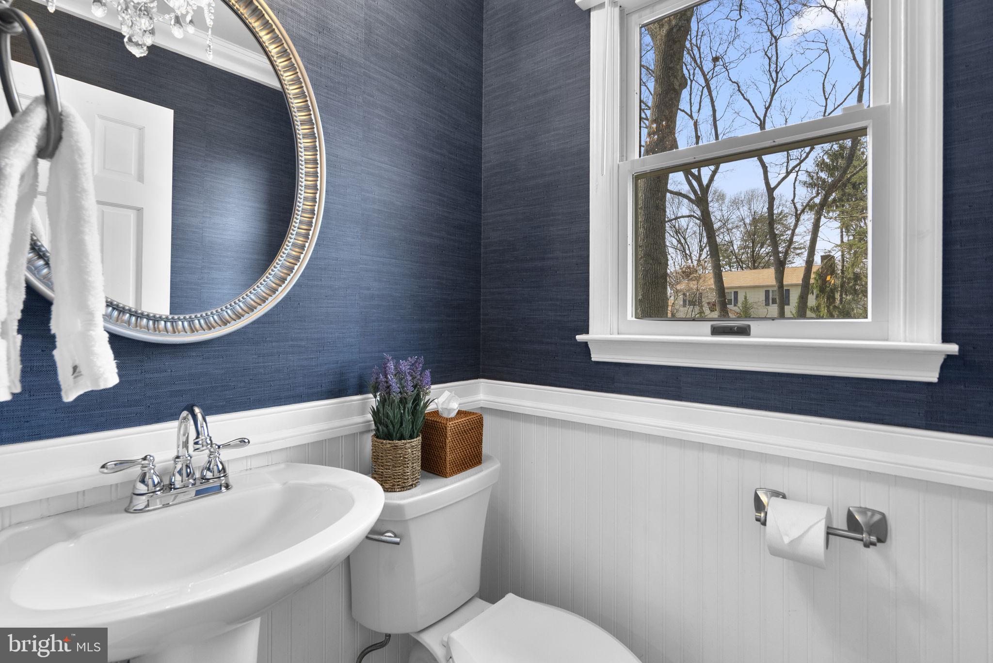 545 DEVONSHIRE COURT