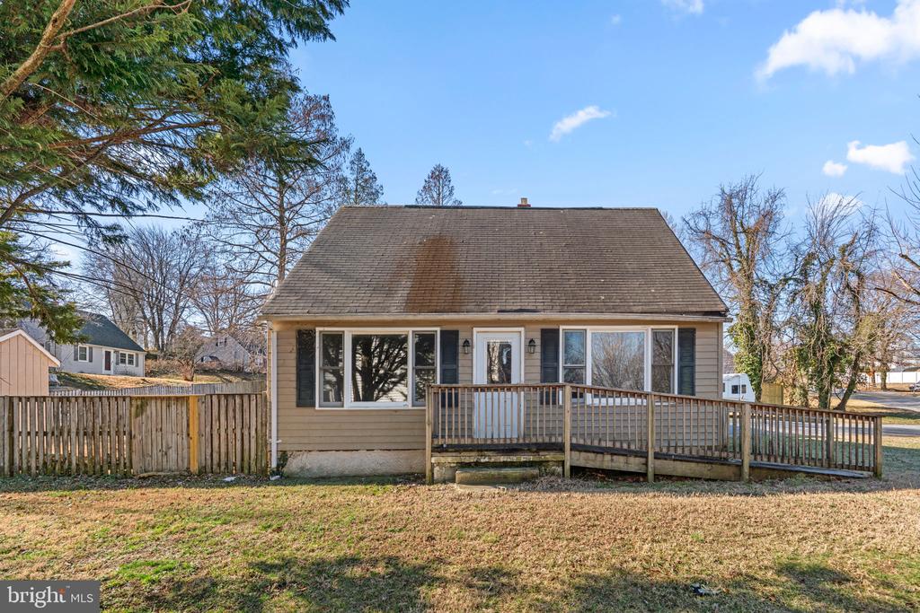 319 ALAMEDA PARKWAY