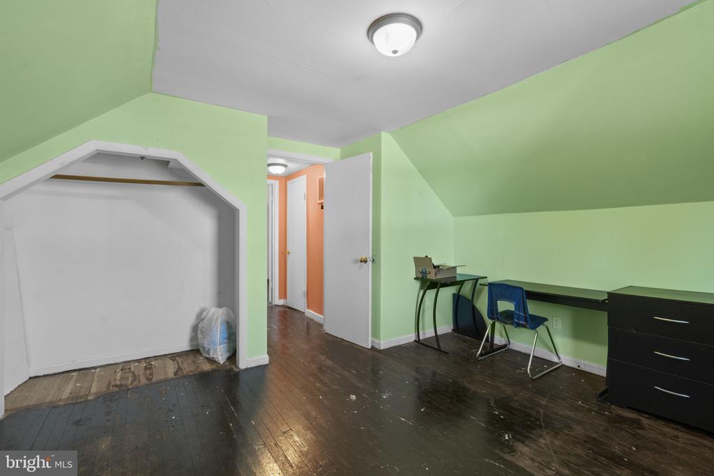 319 ALAMEDA PARKWAY