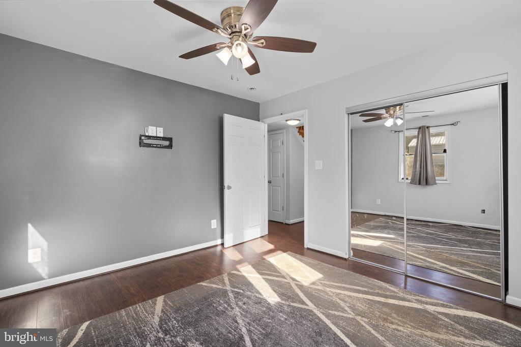319 ALAMEDA PARKWAY