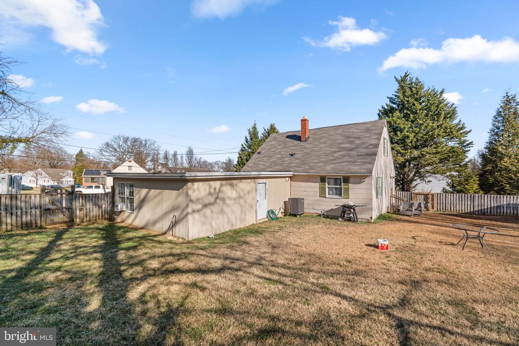319 ALAMEDA PARKWAY
