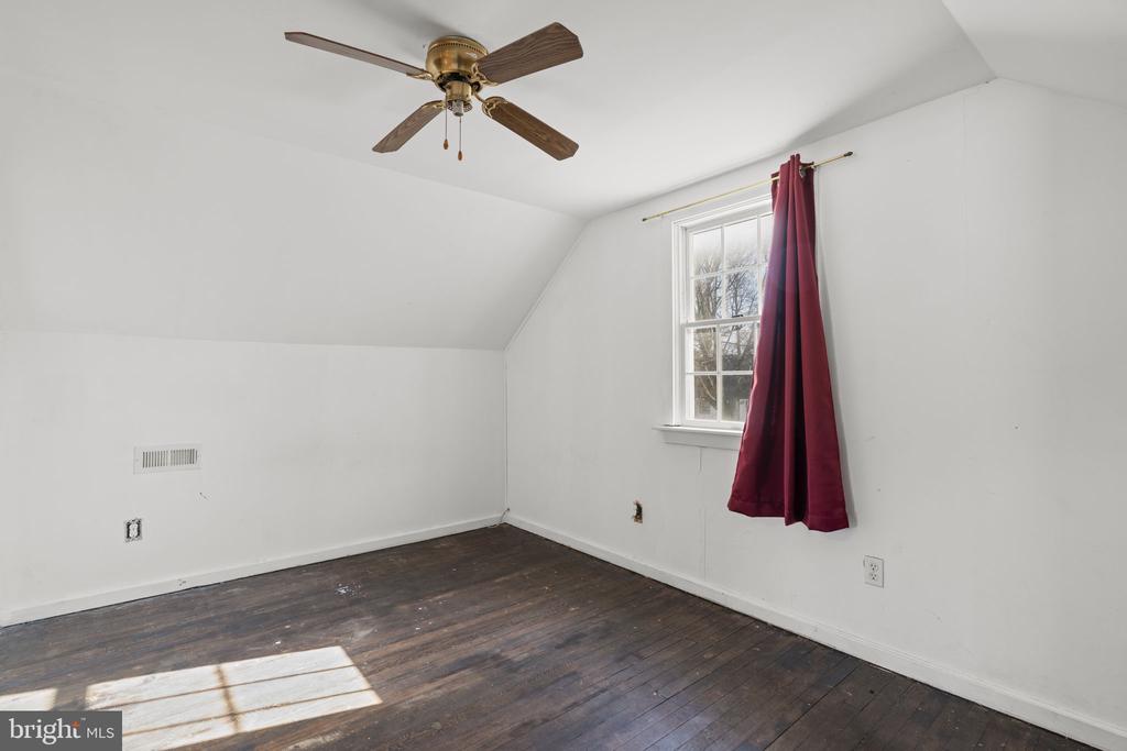 319 ALAMEDA PARKWAY