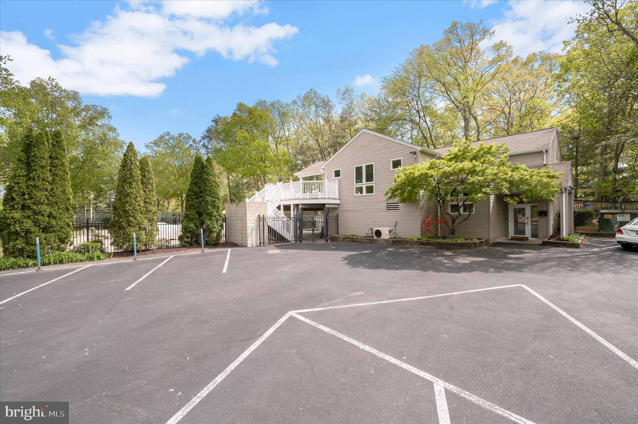 350 HARTMAN DRIVE