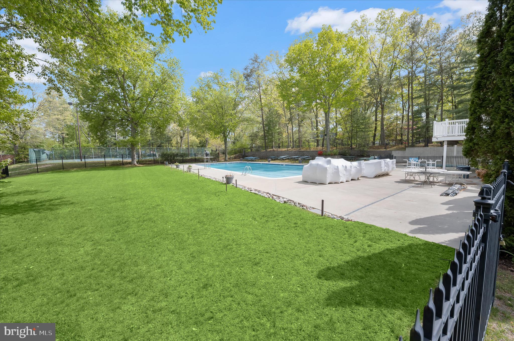 350 HARTMAN DRIVE