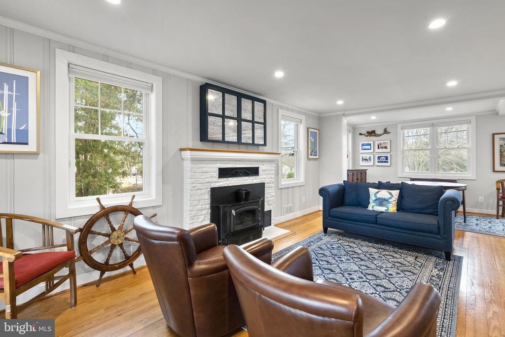 817 DIVIDING ROAD
