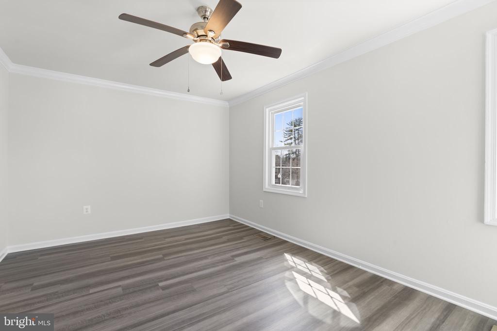 1472 LOWELL COURT