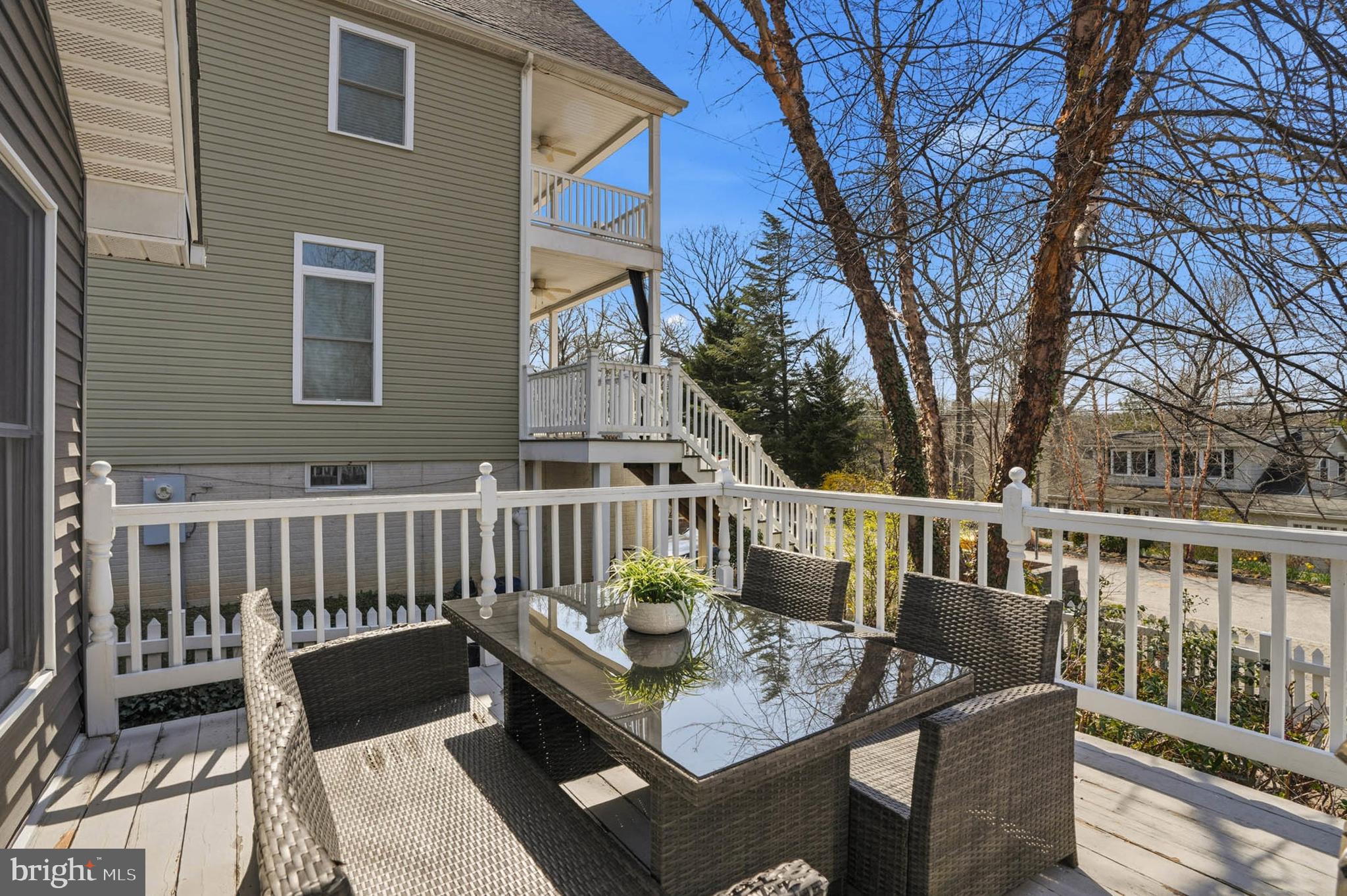 646 SHORE ROAD