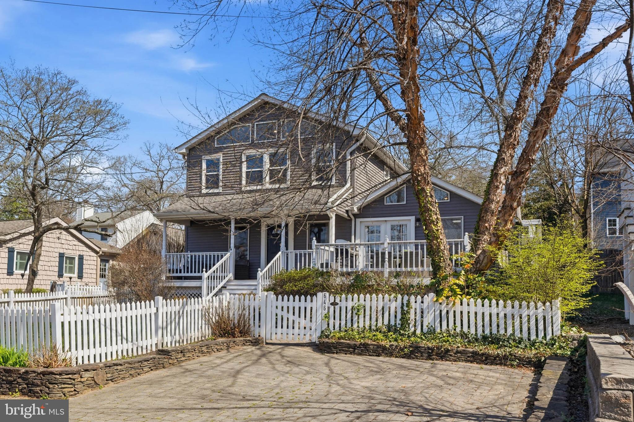 646 SHORE ROAD