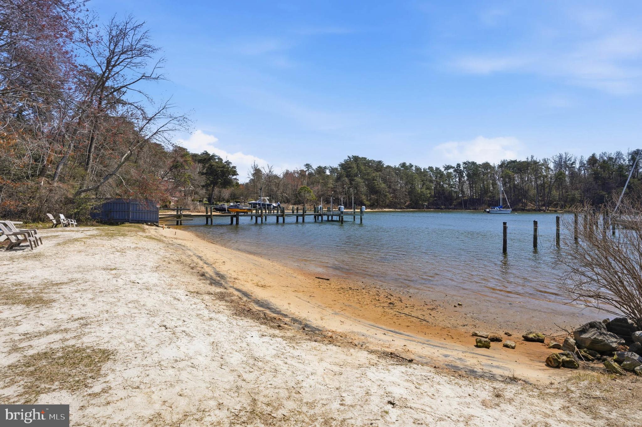 646 SHORE ROAD