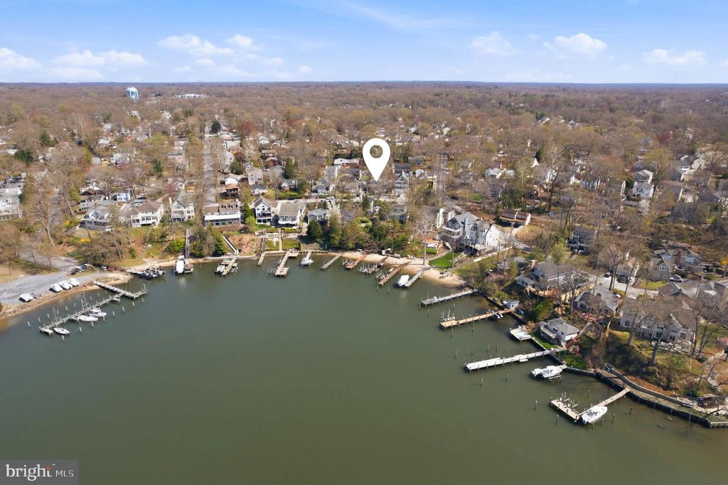 646 SHORE ROAD