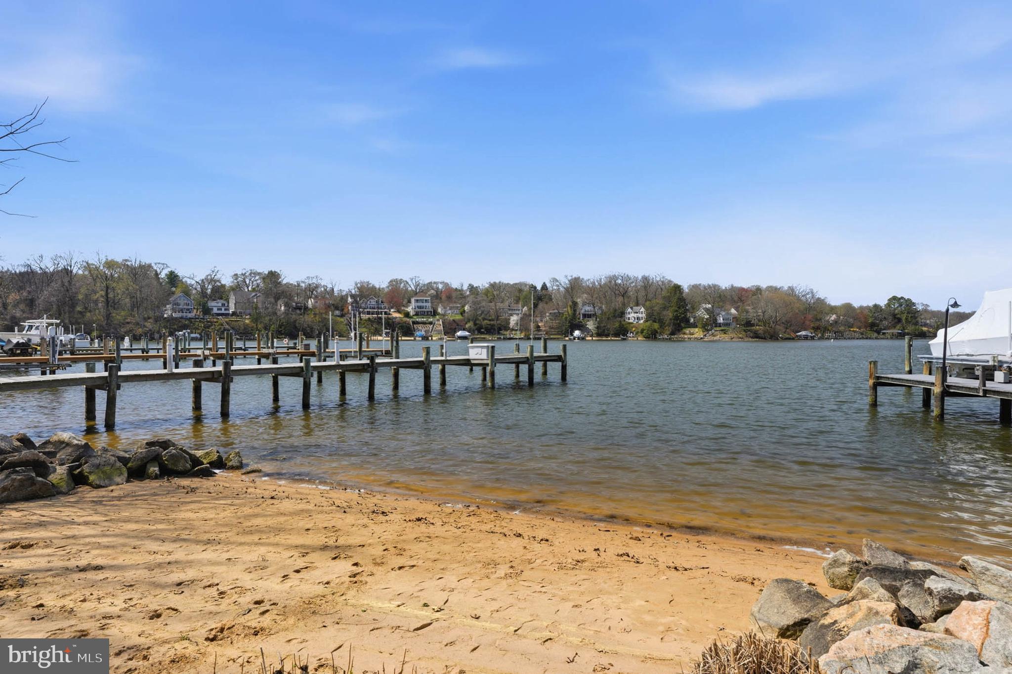 646 SHORE ROAD