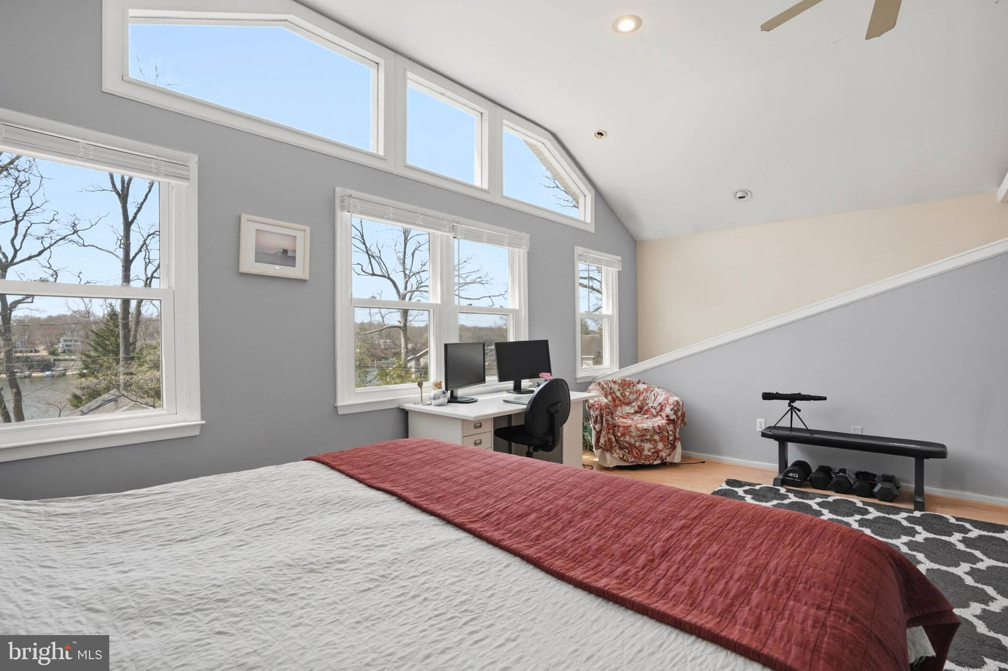 646 SHORE ROAD