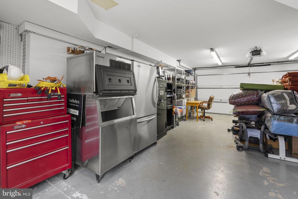 22 E LAKE DRIVE