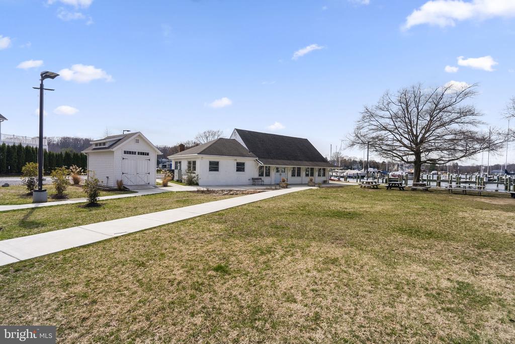 22 E LAKE DRIVE