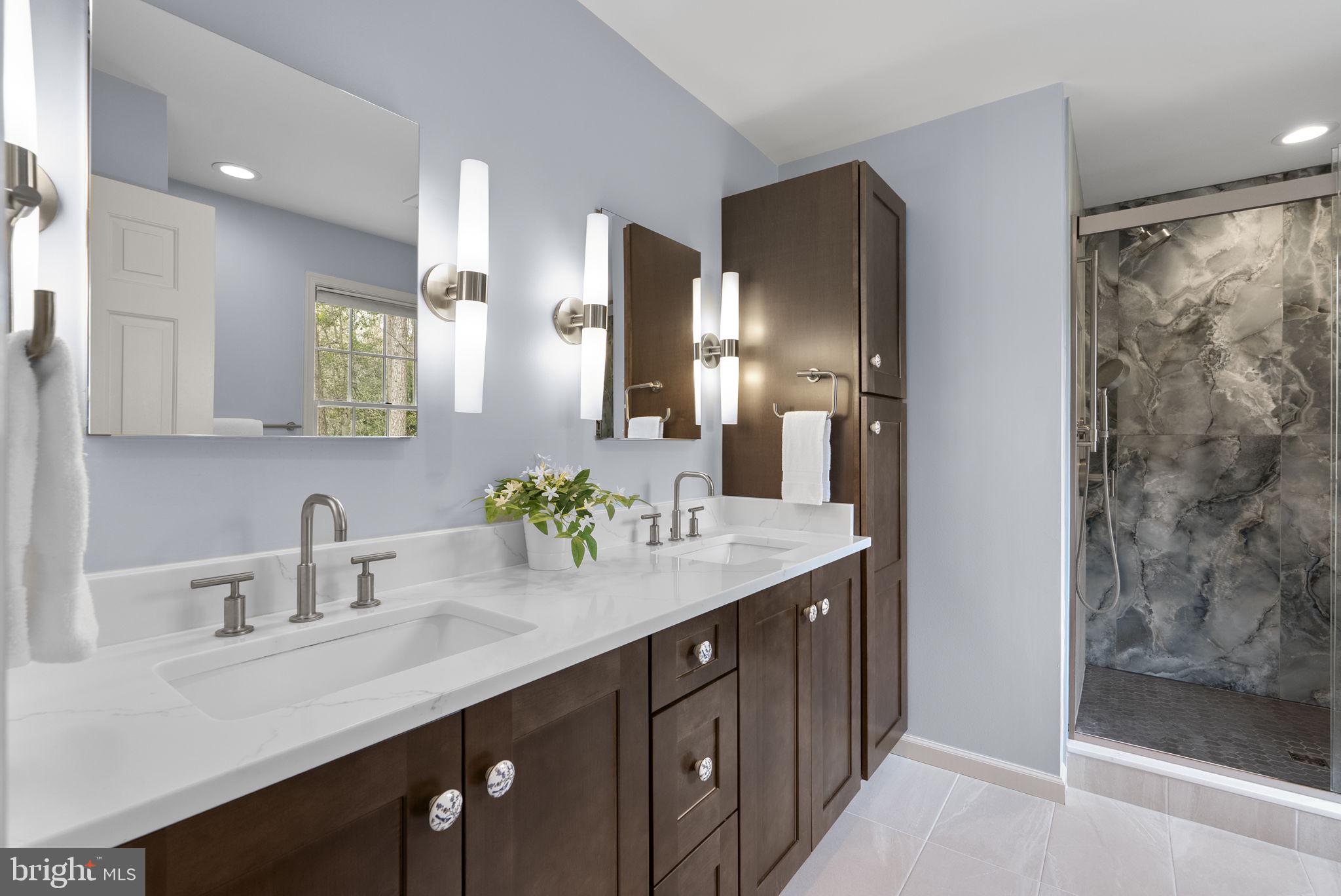 1866 LYNNFIELD DRIVE