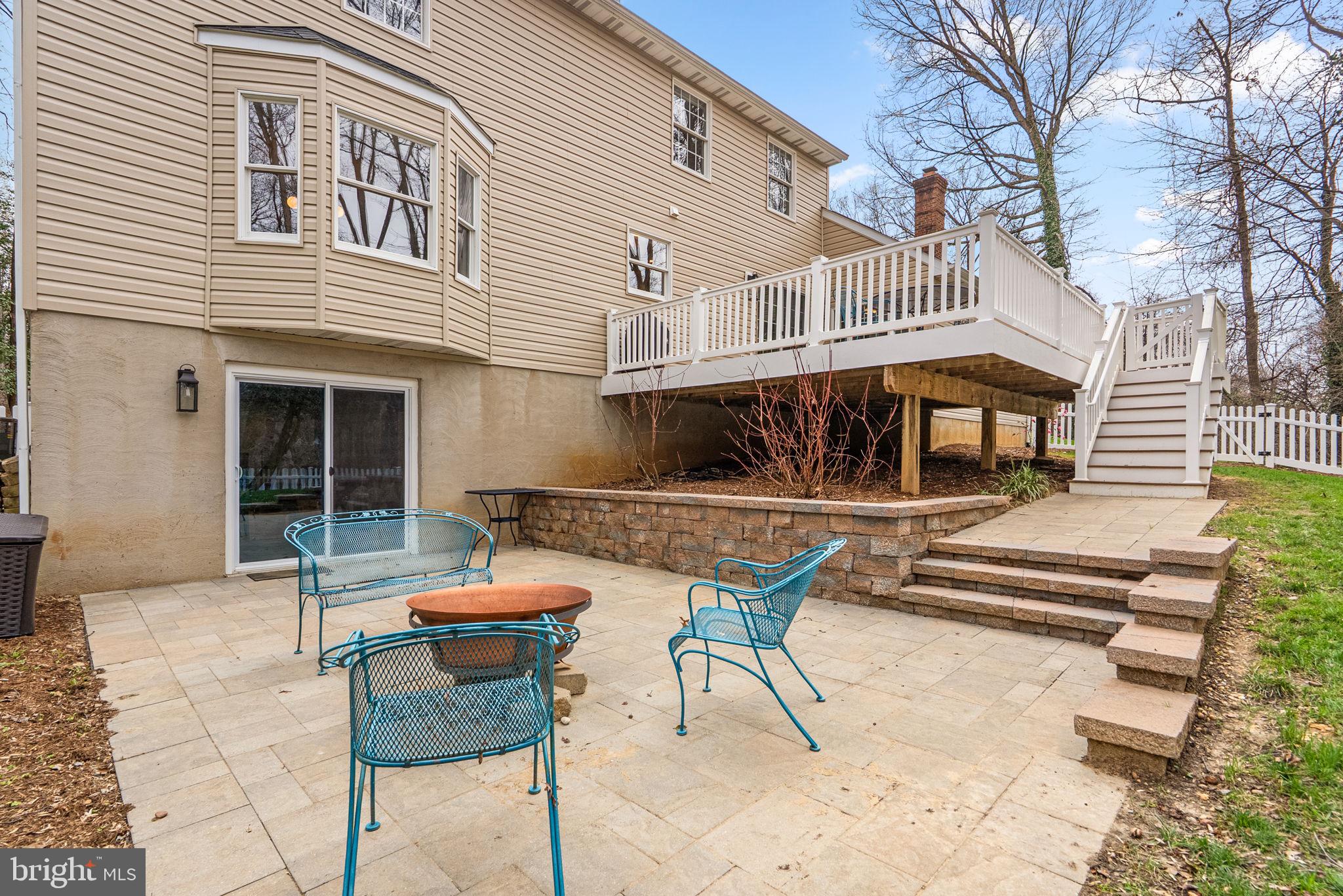 1866 LYNNFIELD DRIVE