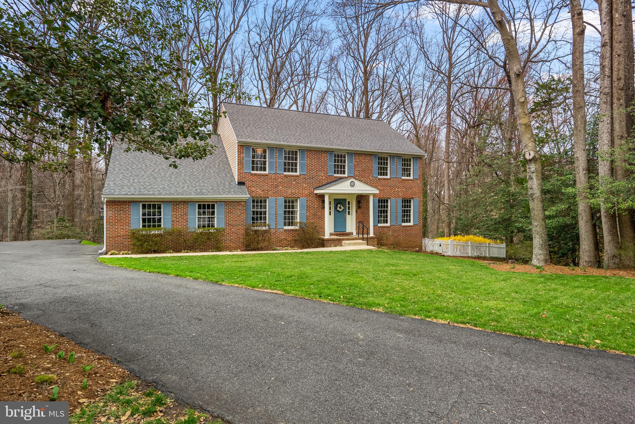 1866 LYNNFIELD DRIVE