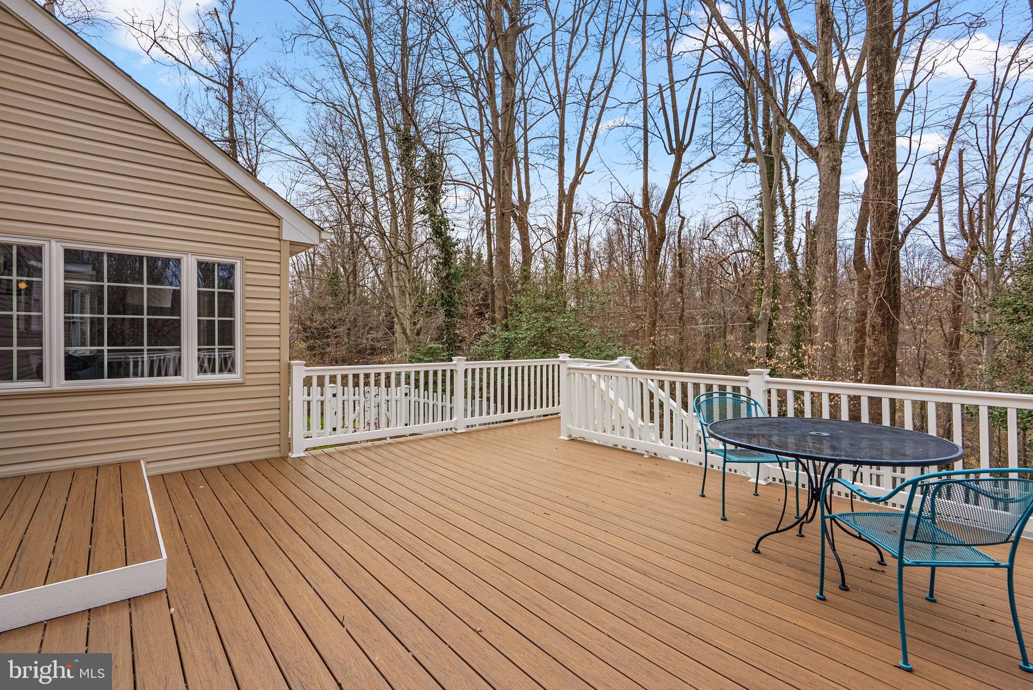 1866 LYNNFIELD DRIVE