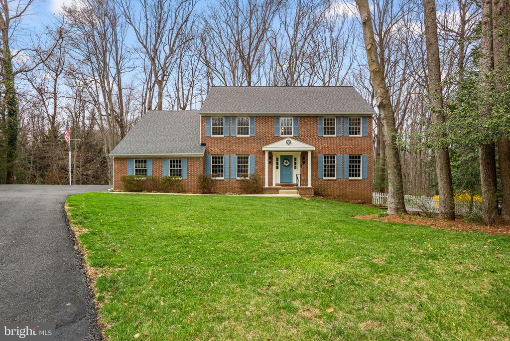 1866 LYNNFIELD DRIVE