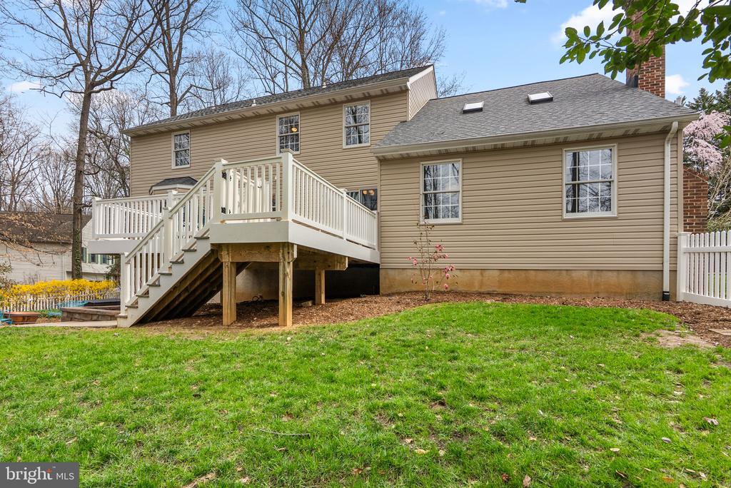 1866 LYNNFIELD DRIVE