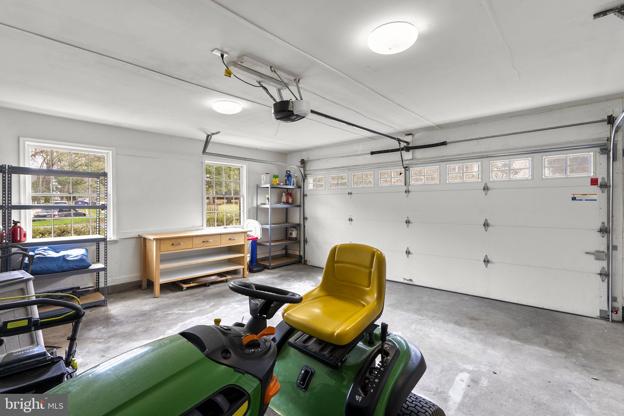 1866 LYNNFIELD DRIVE