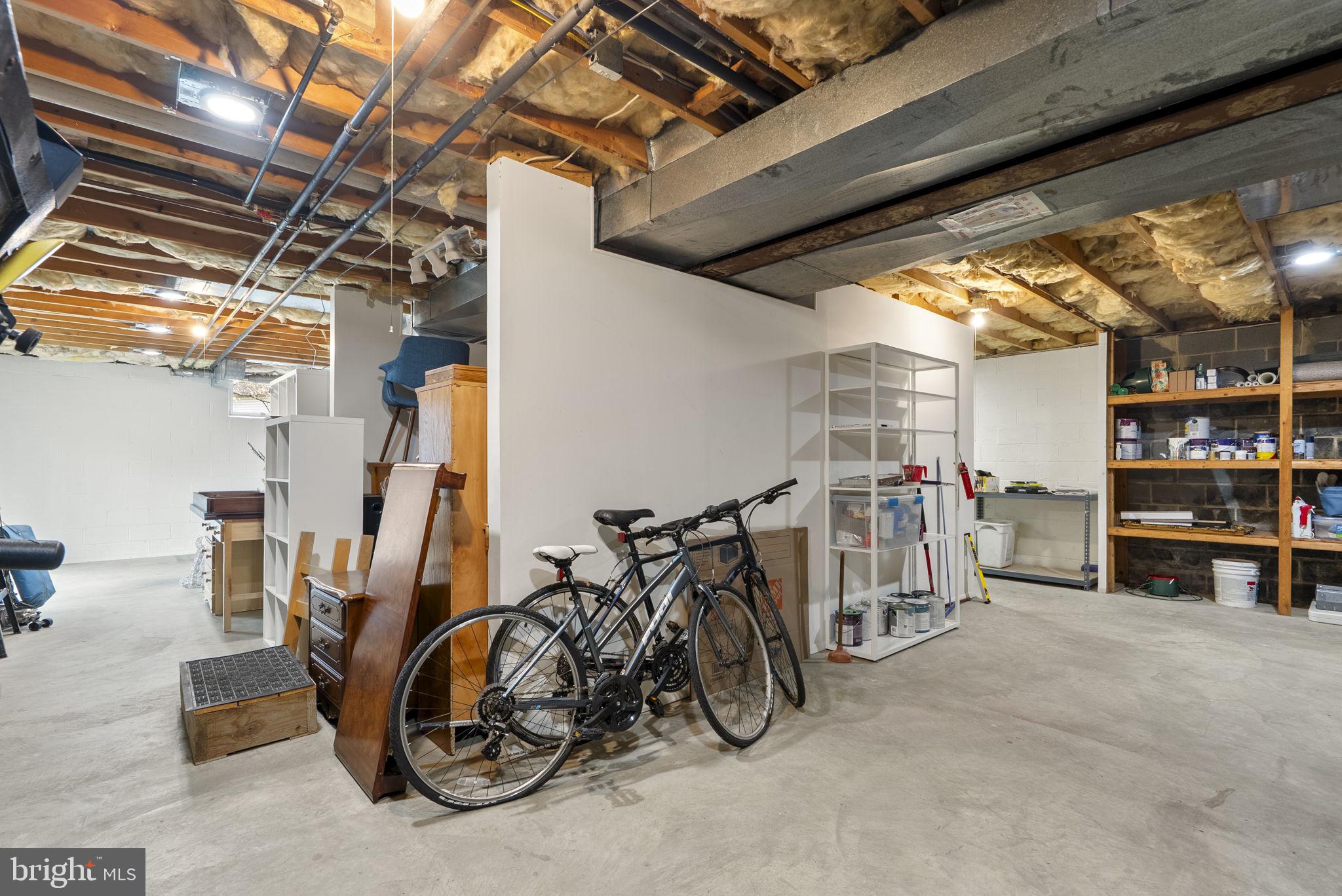 1866 LYNNFIELD DRIVE