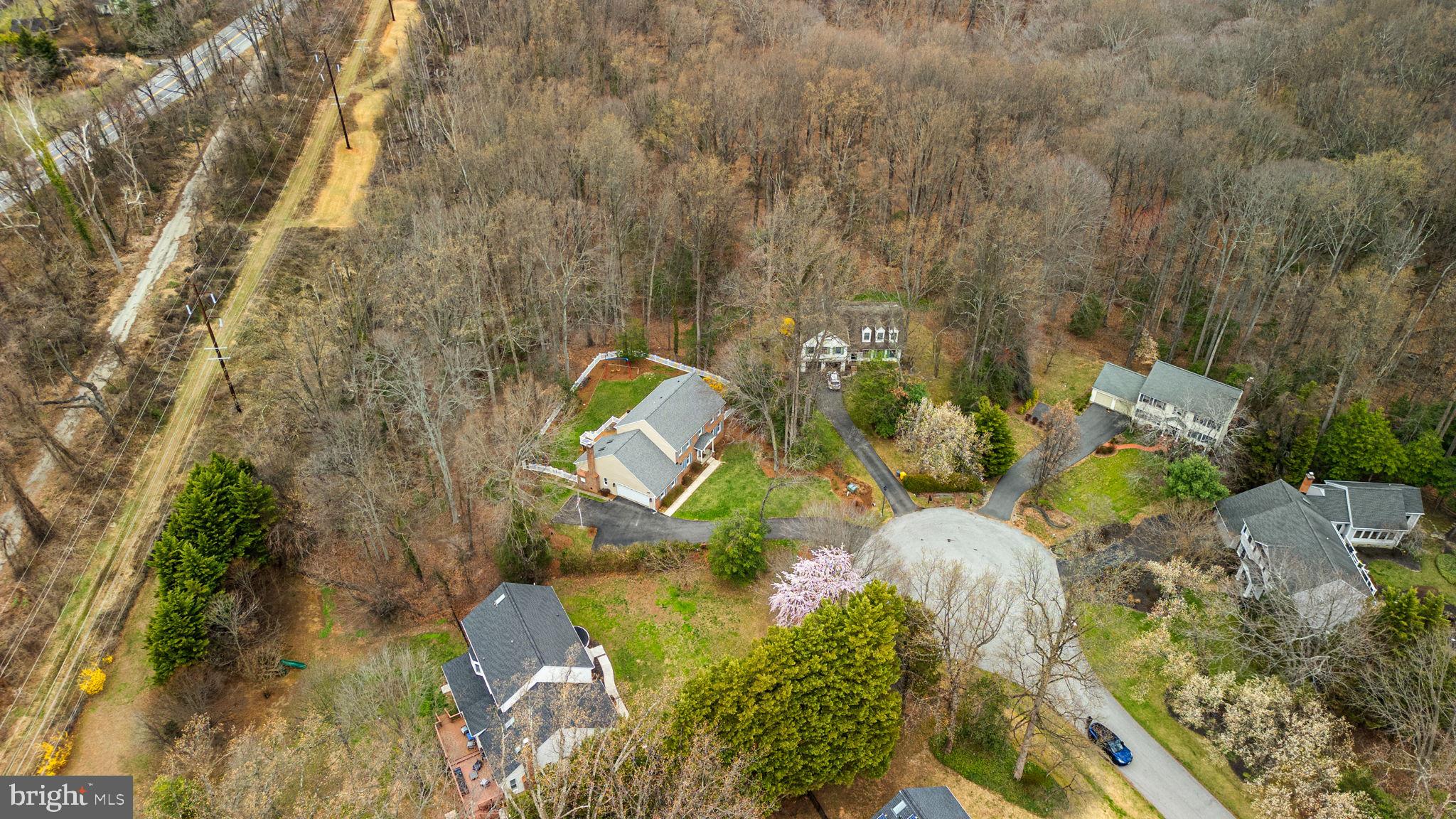 1866 LYNNFIELD DRIVE