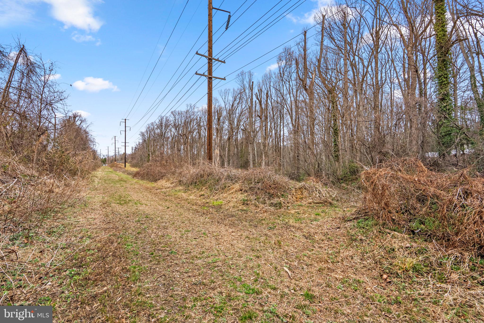 1866 LYNNFIELD DRIVE