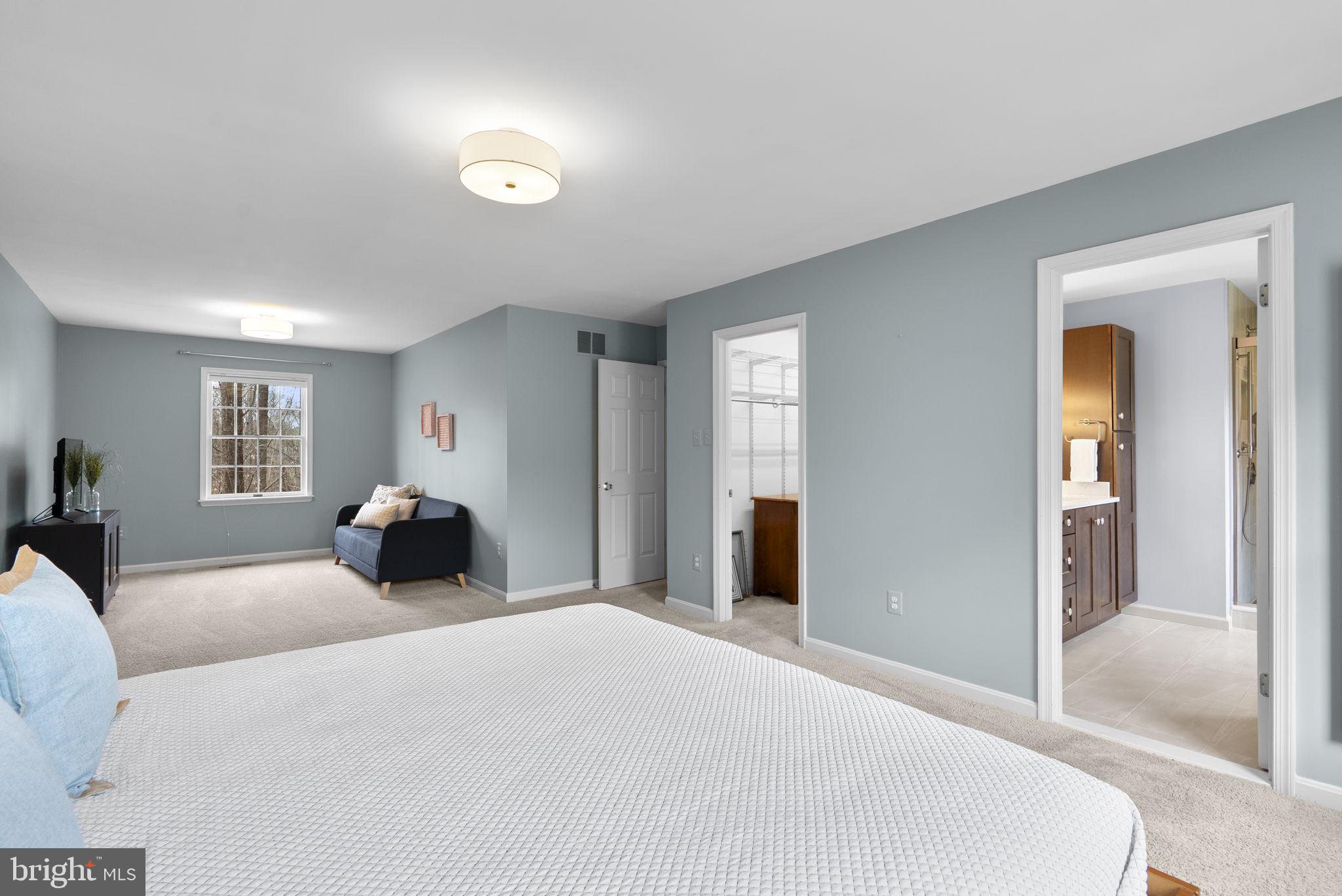 1866 LYNNFIELD DRIVE