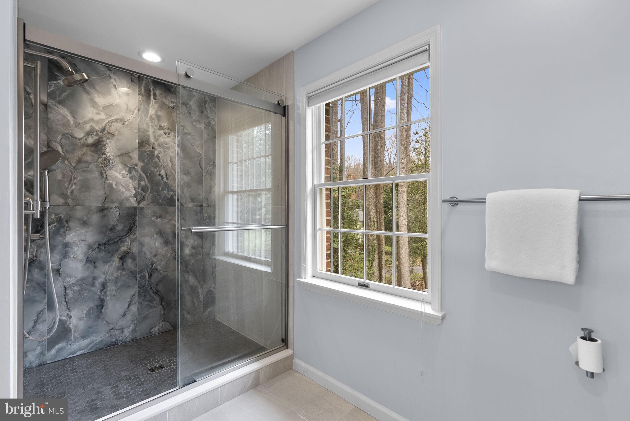 1866 LYNNFIELD DRIVE