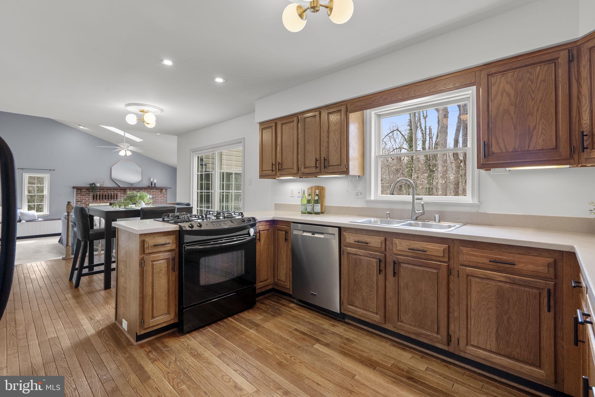 1866 LYNNFIELD DRIVE