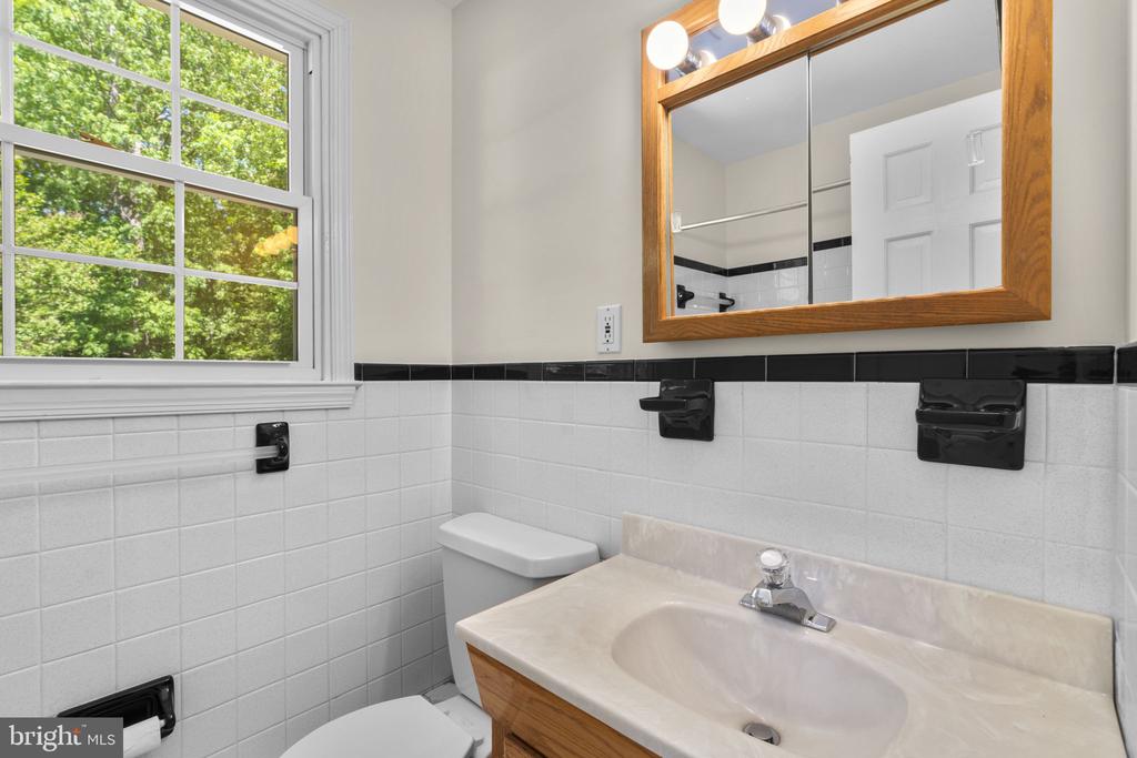 1041 PLACID COURT