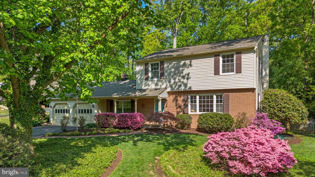 1041 PLACID COURT