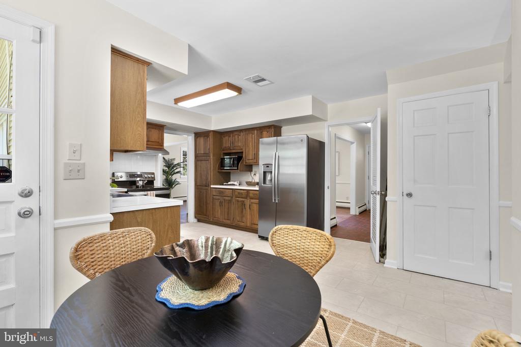 1041 PLACID COURT