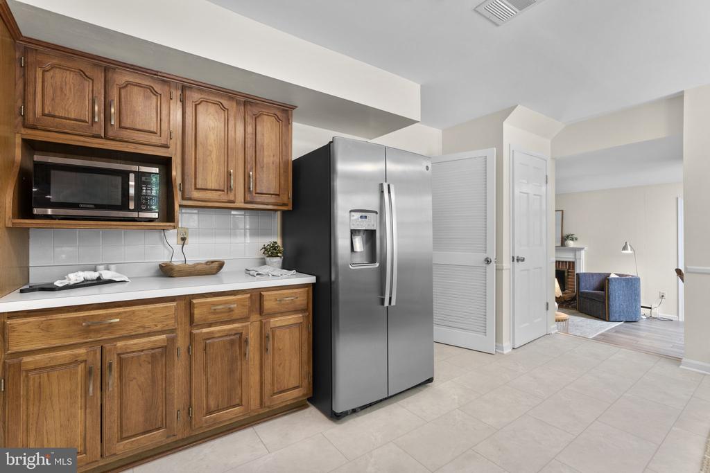 1041 PLACID COURT