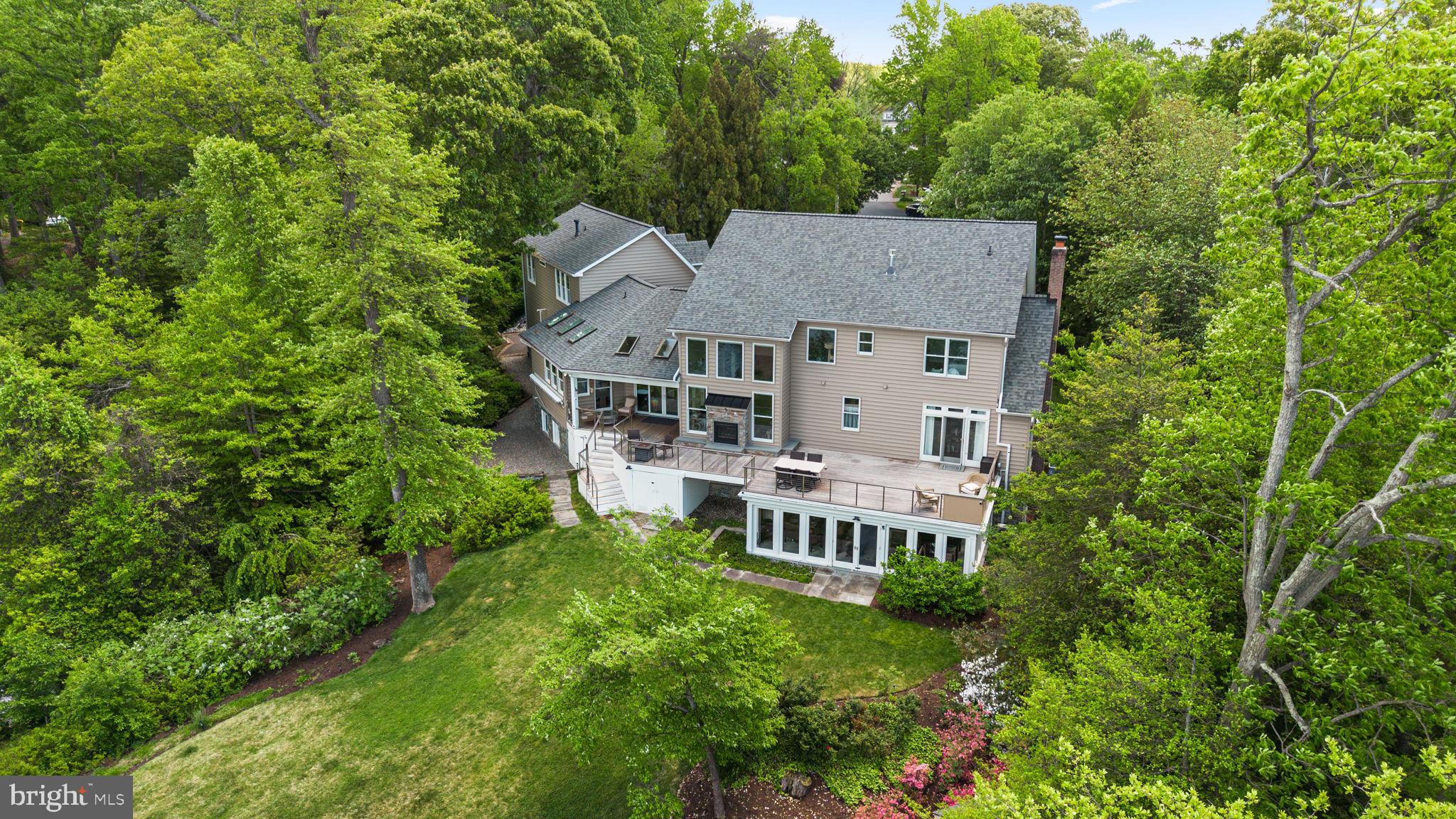 798 CREEK VIEW ROAD